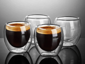 ორმაგი მინის ჭიქა